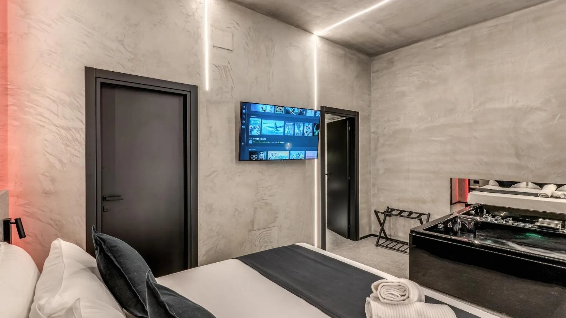 Gallery Home Naples Apartment