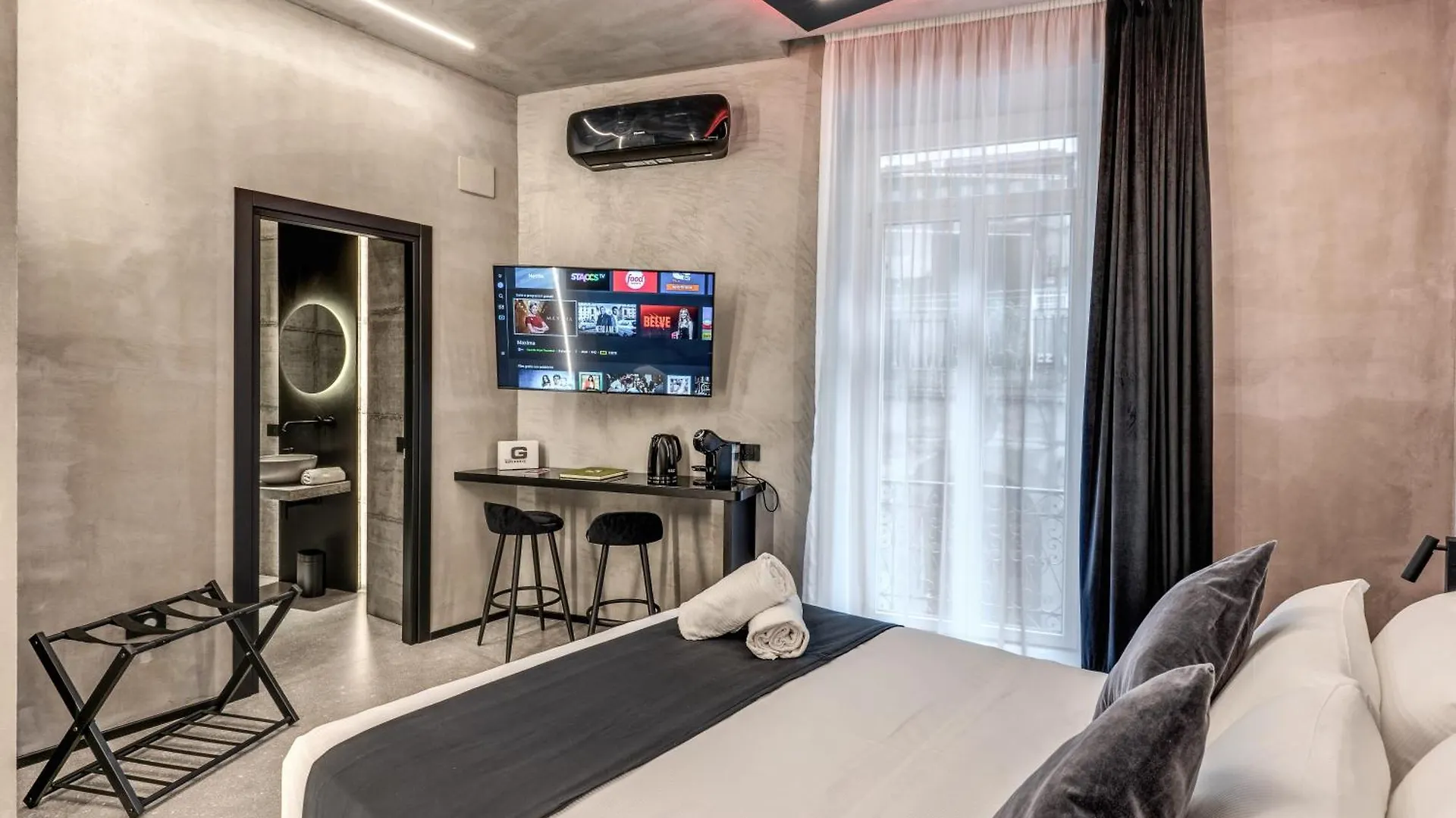 Gallery Home Naples Italy