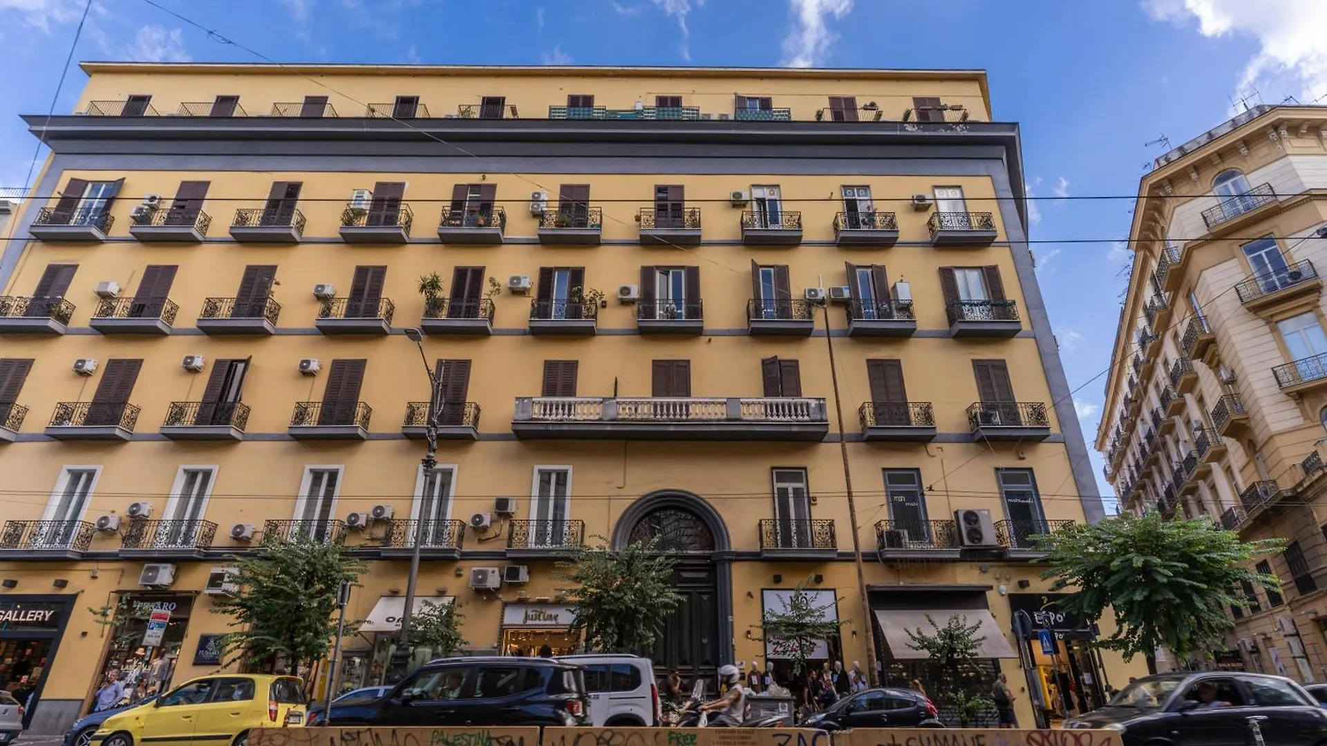 Apartment Gallery Home Naples