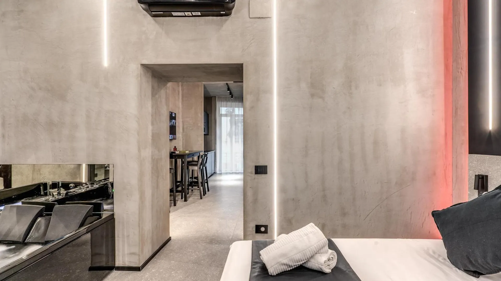 Gallery Home Naples Apartment