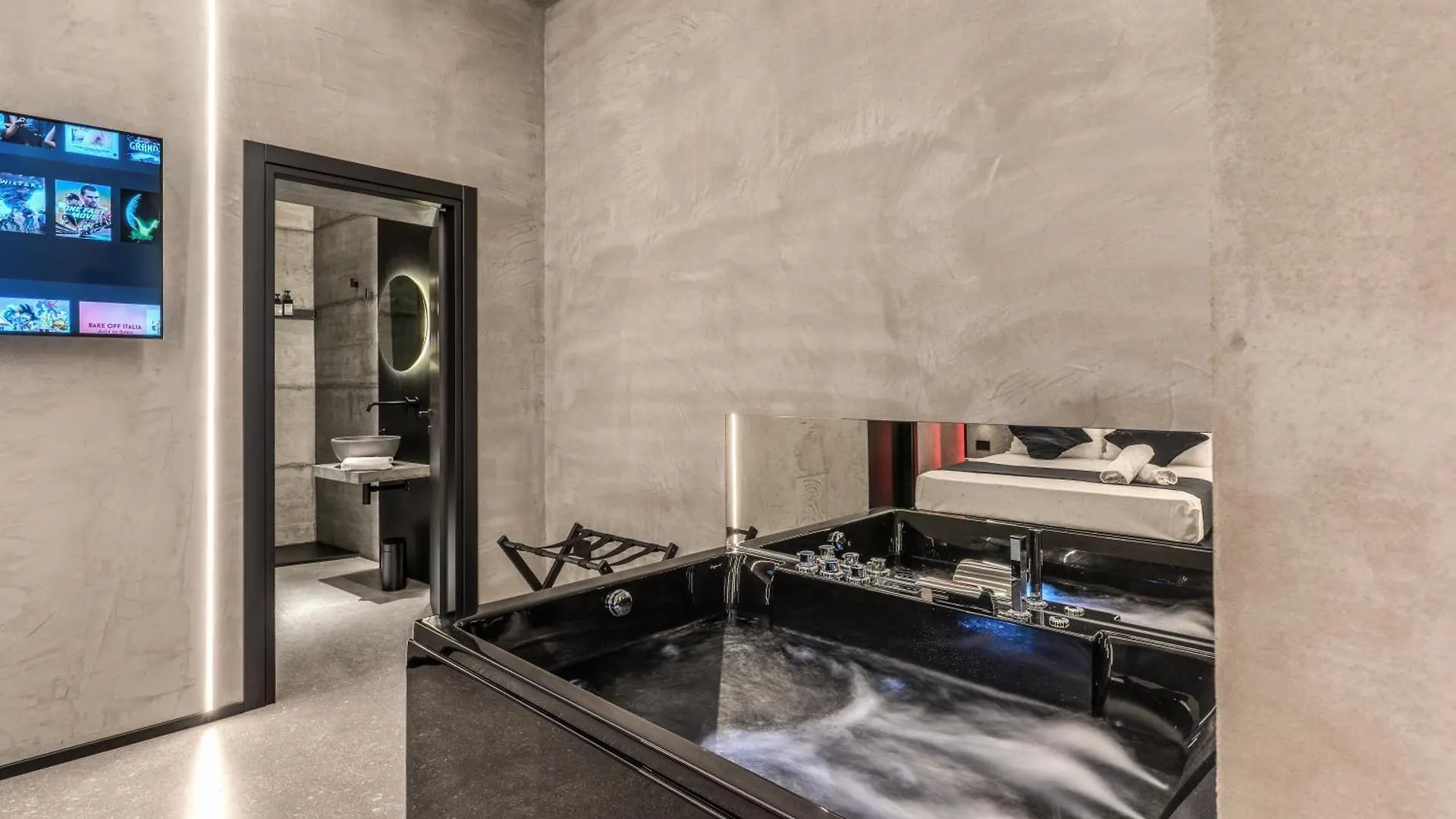 Gallery Home Naples Apartment