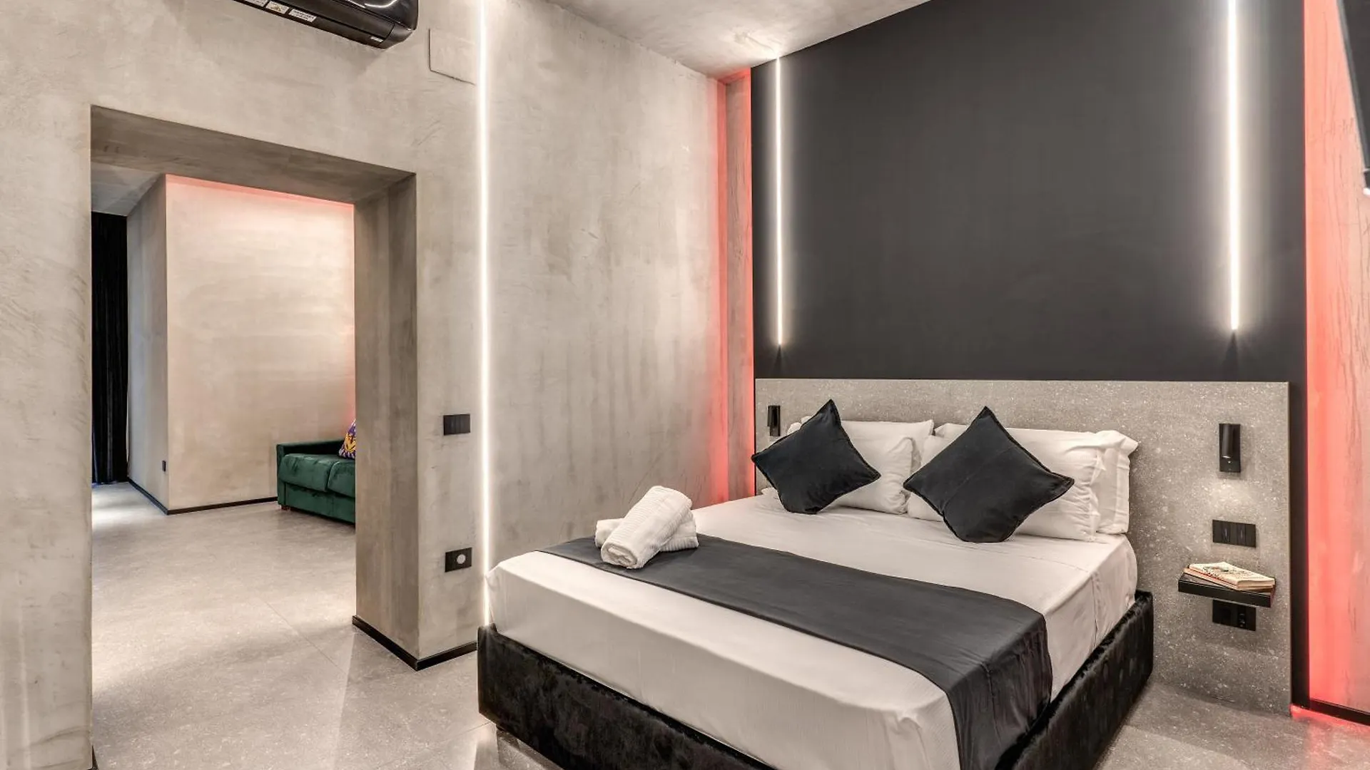 Gallery Home Naples